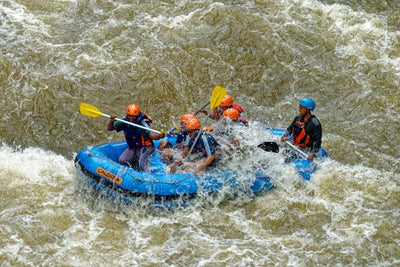 4 Benefits for Athletes Going on White Water Rafting Trips