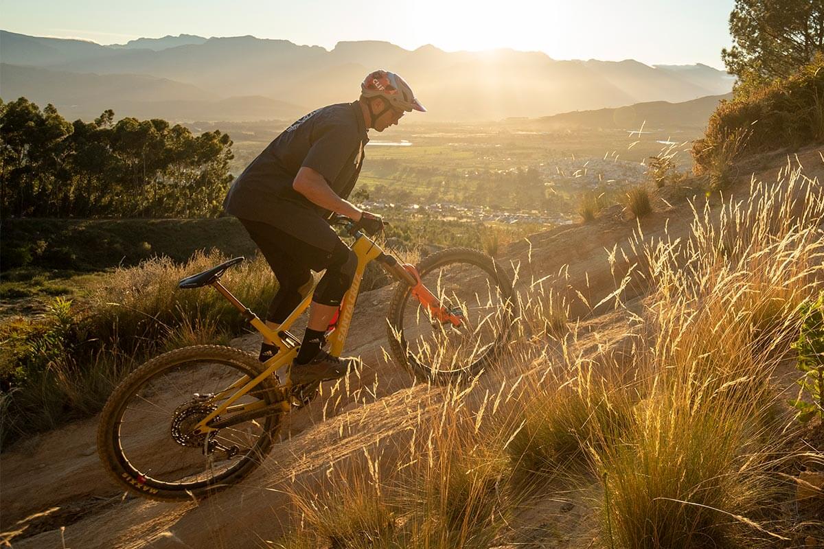 Mountain Biking for Beginners ► The Ultimate Guide